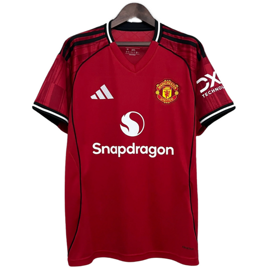 מנצ'סטר יונייטד 25/26 בית