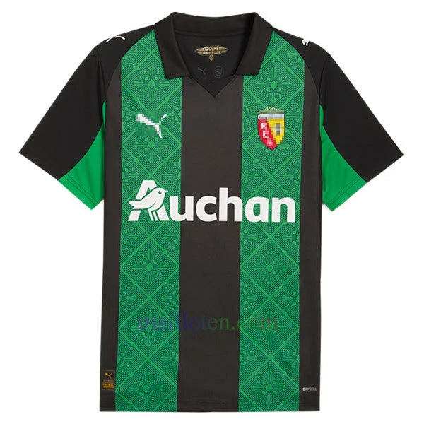 25\26 לאנס חוץ